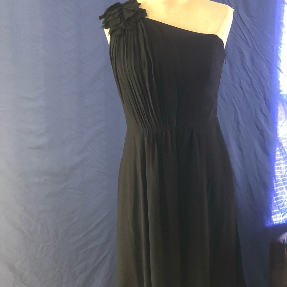 Ann Taylor Silk - Size 2
